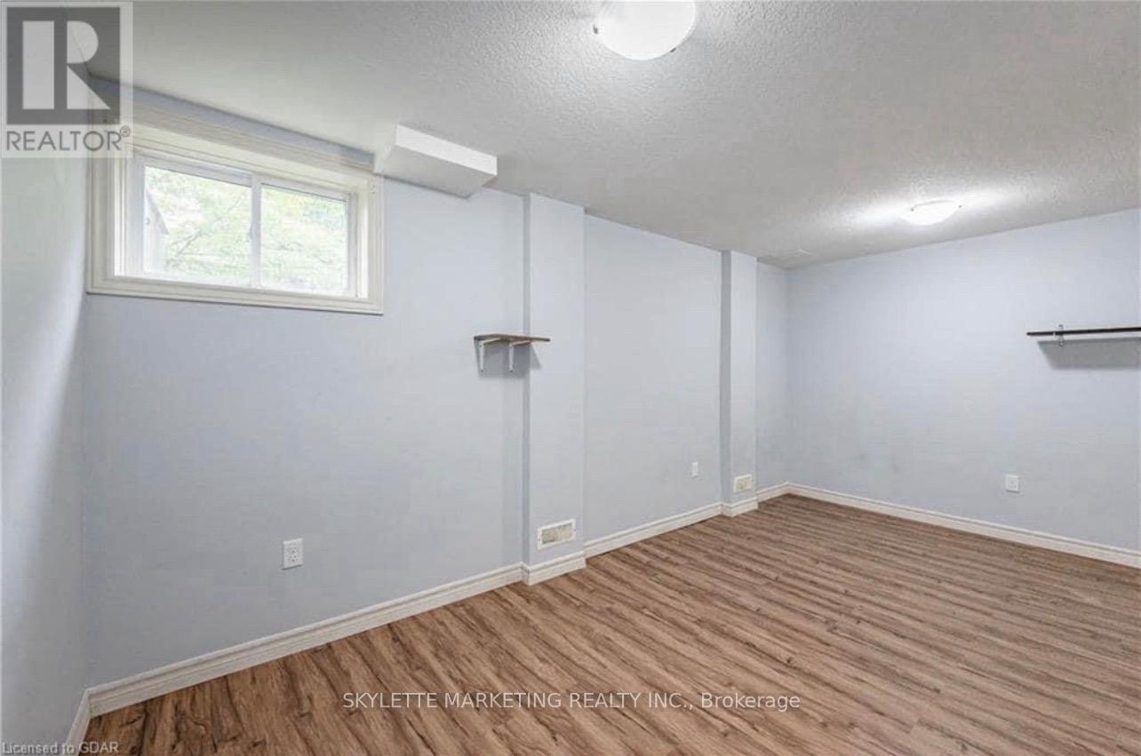 24 LAMBETH WAY - 12