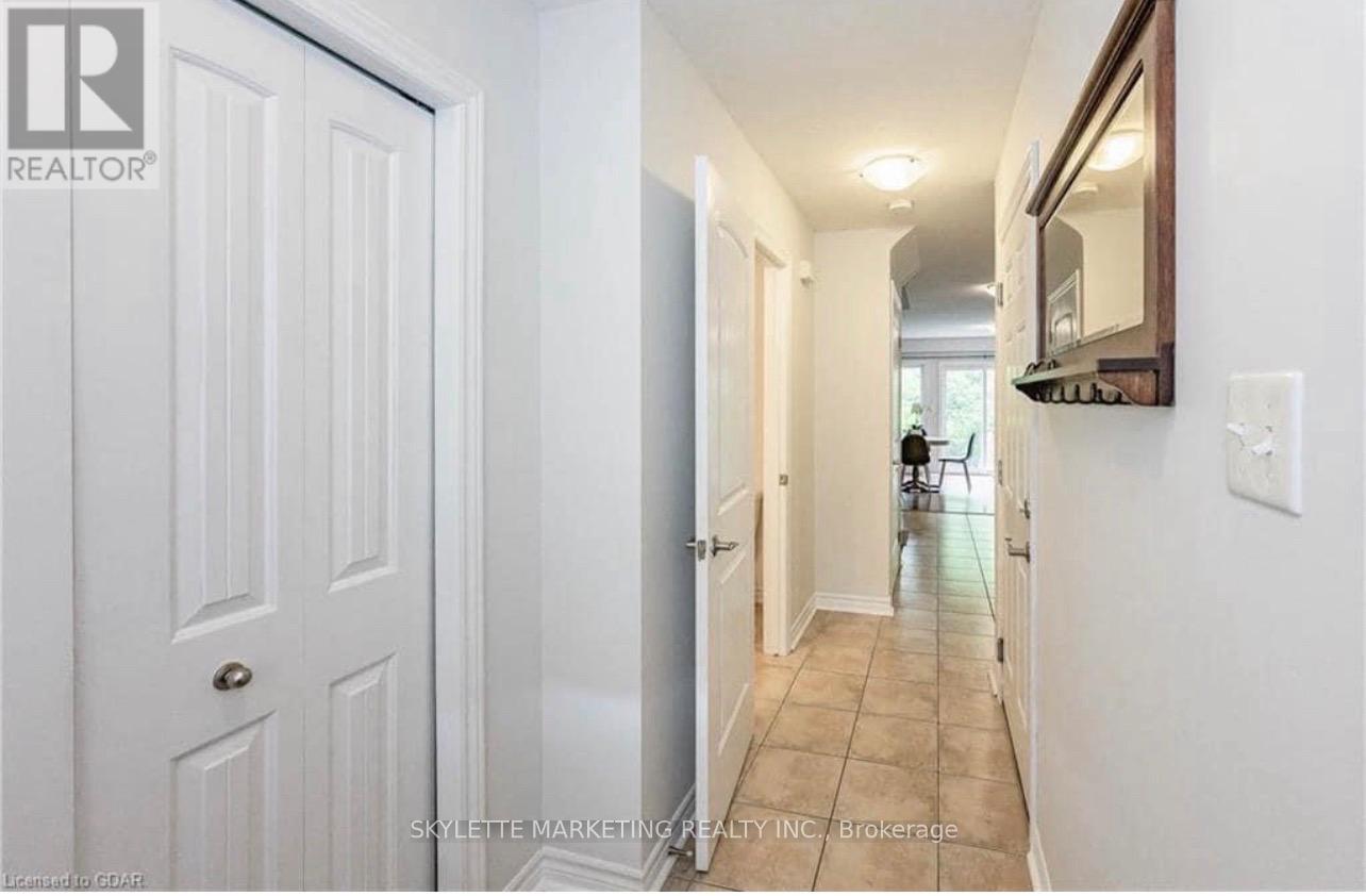24 LAMBETH WAY - 13
