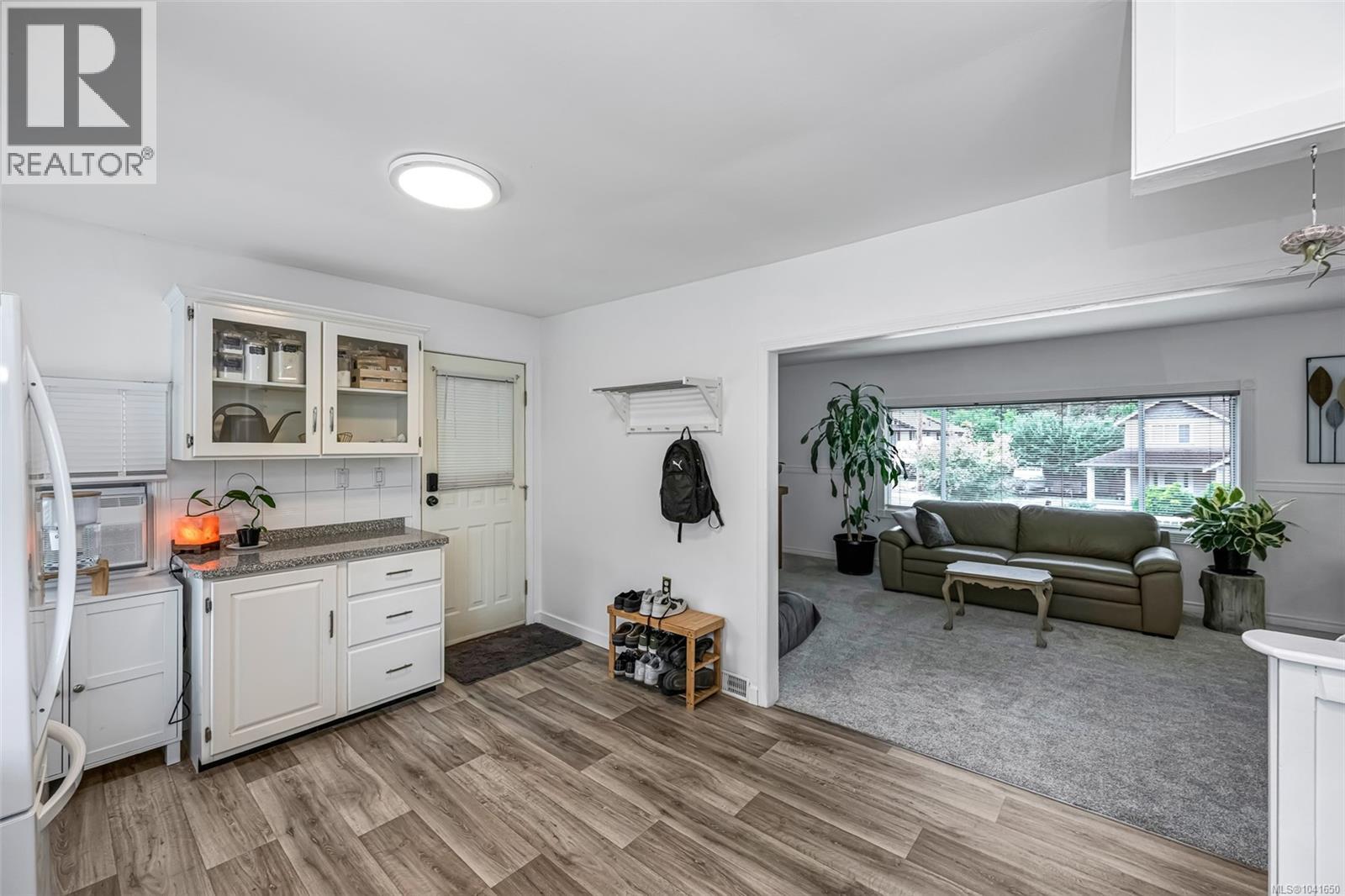 105 Cowichan Ave - 12
