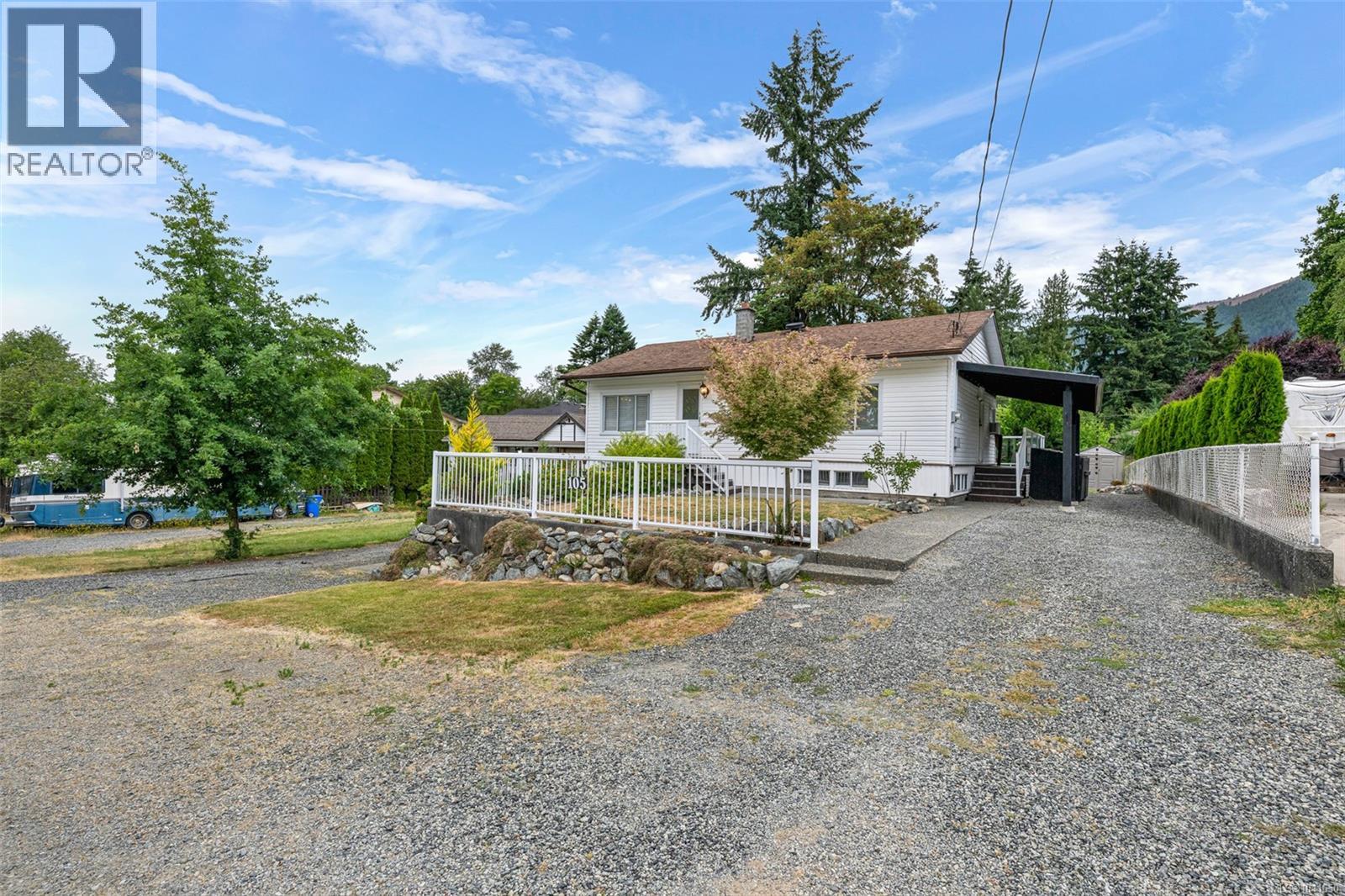 105 Cowichan Ave - 23