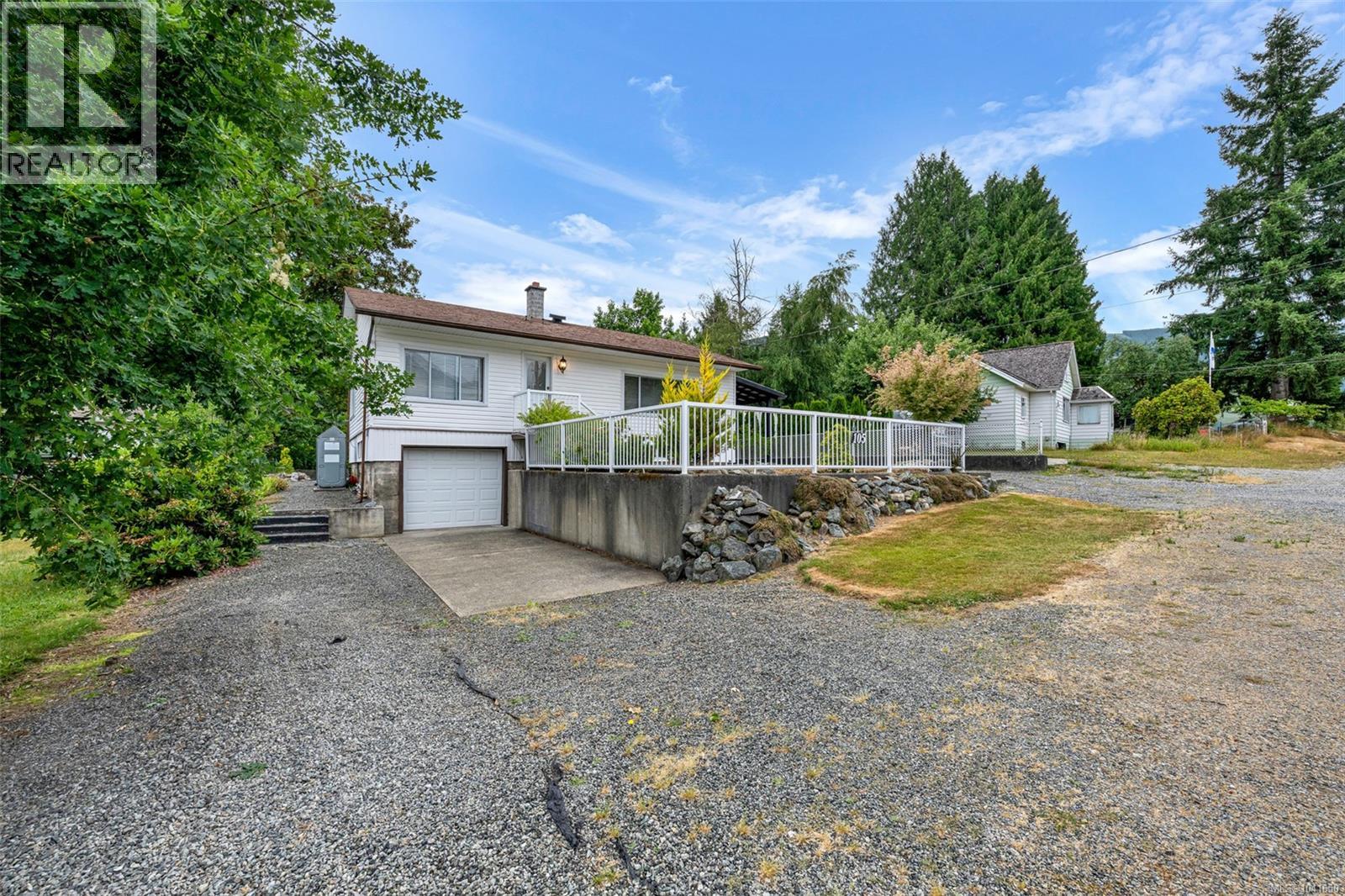 105 Cowichan Ave - 10
