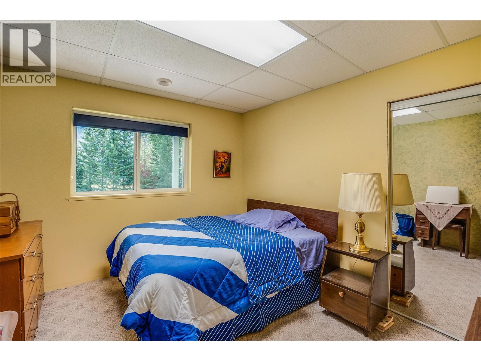 1995 Loff Road, Castlegar