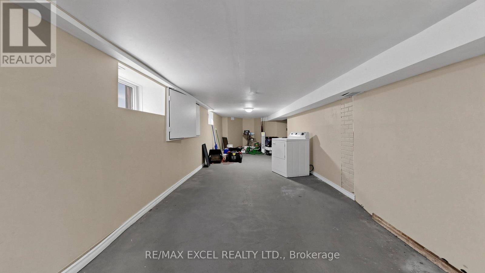 259 VICTORIA AVENUE N - 48