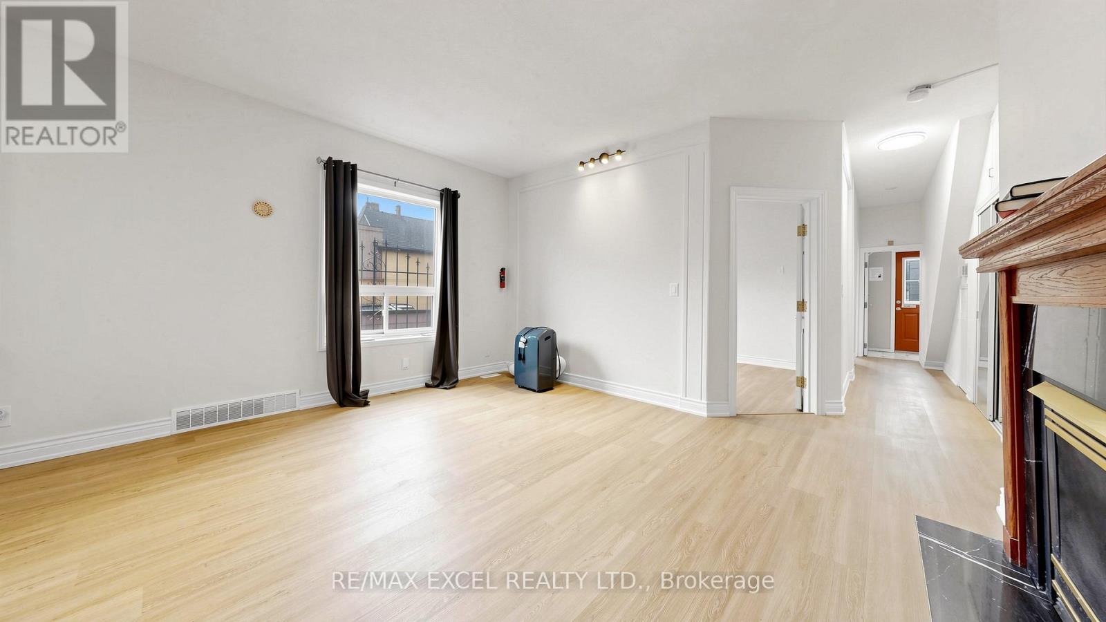 259 VICTORIA AVENUE N - 8