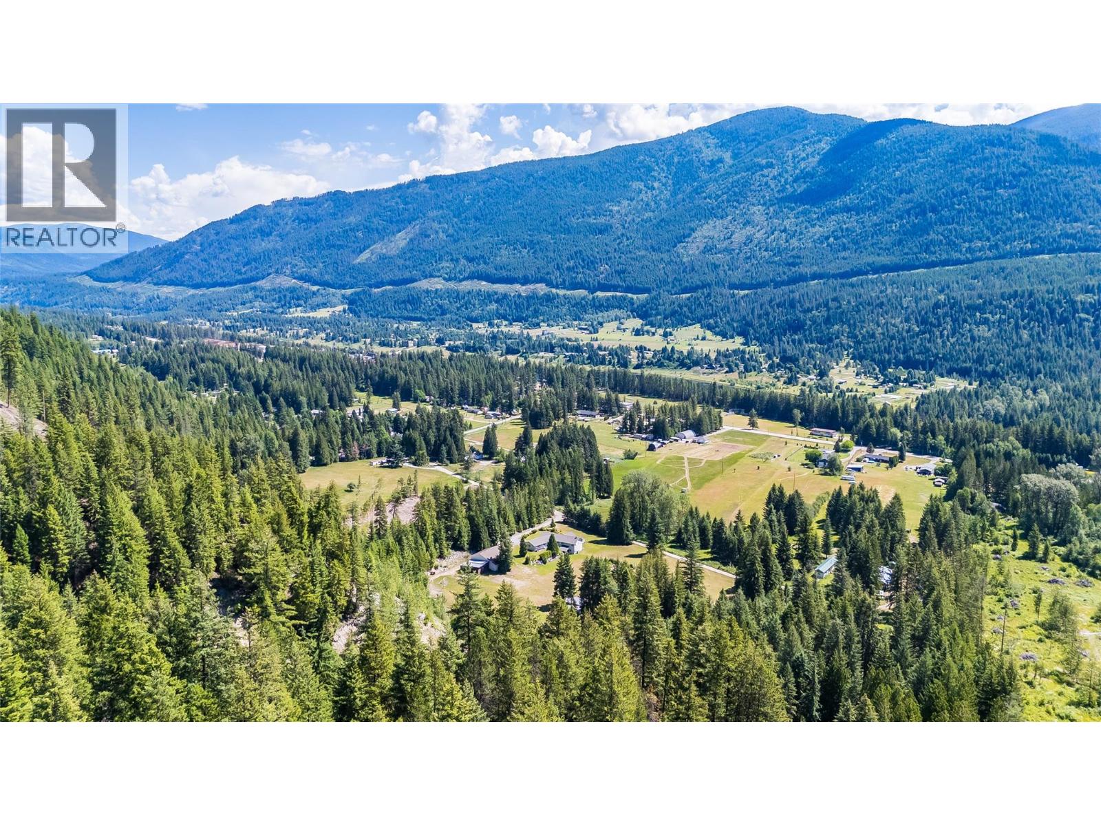 1995 Loff Road, Castlegar
