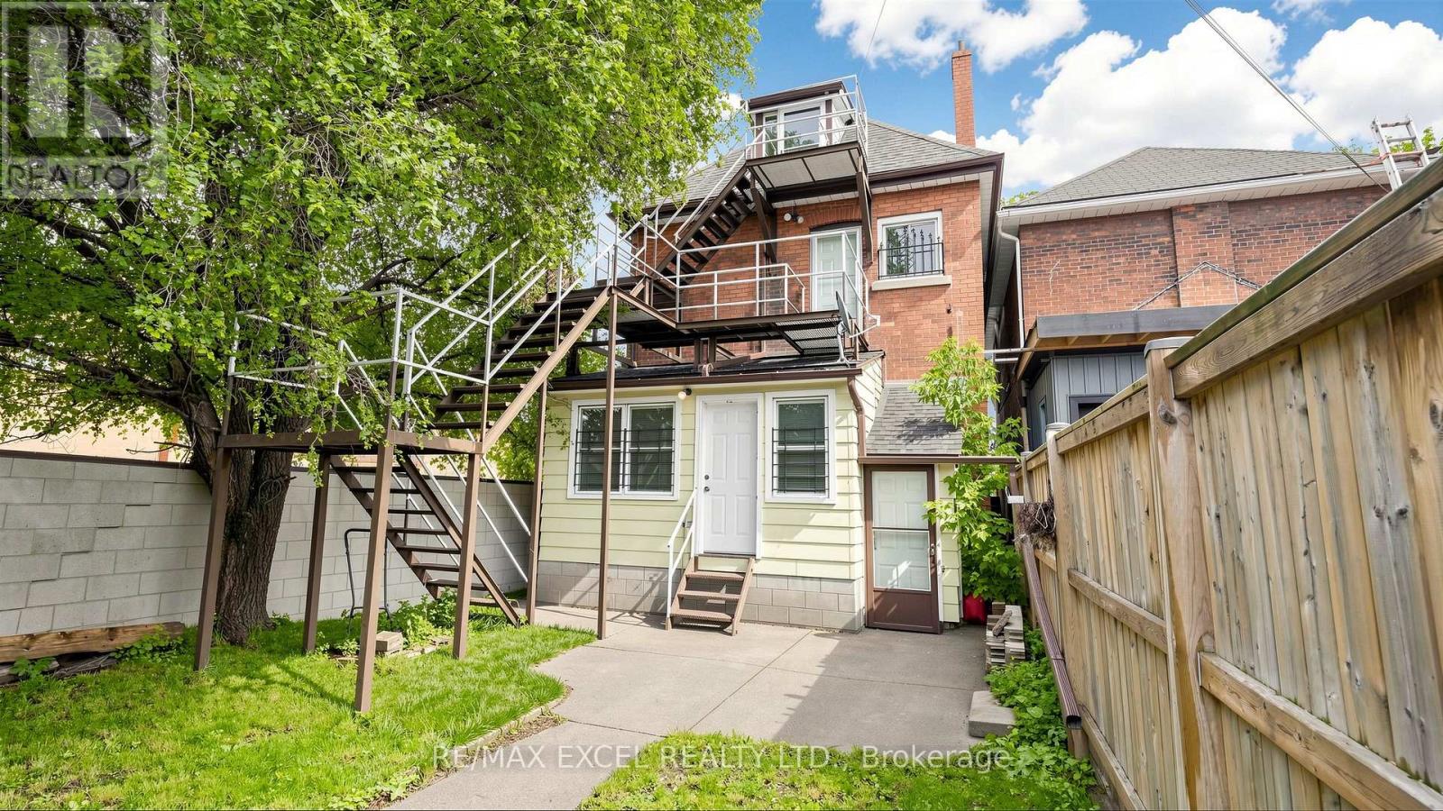 259 VICTORIA AVENUE N - 41