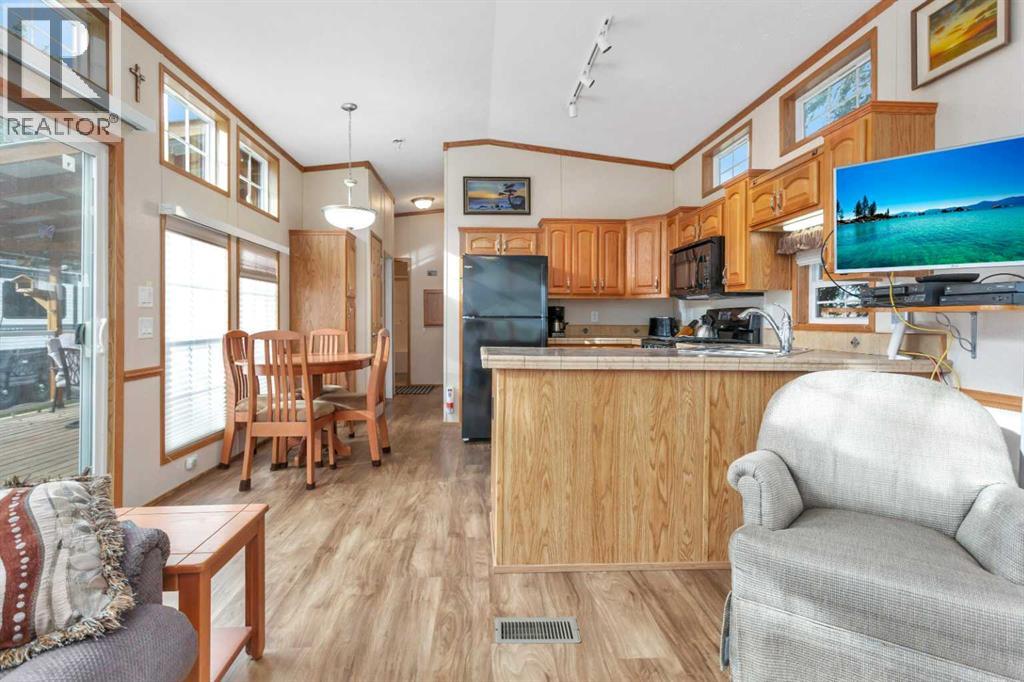 15, 12040 Township Road 422 - 20