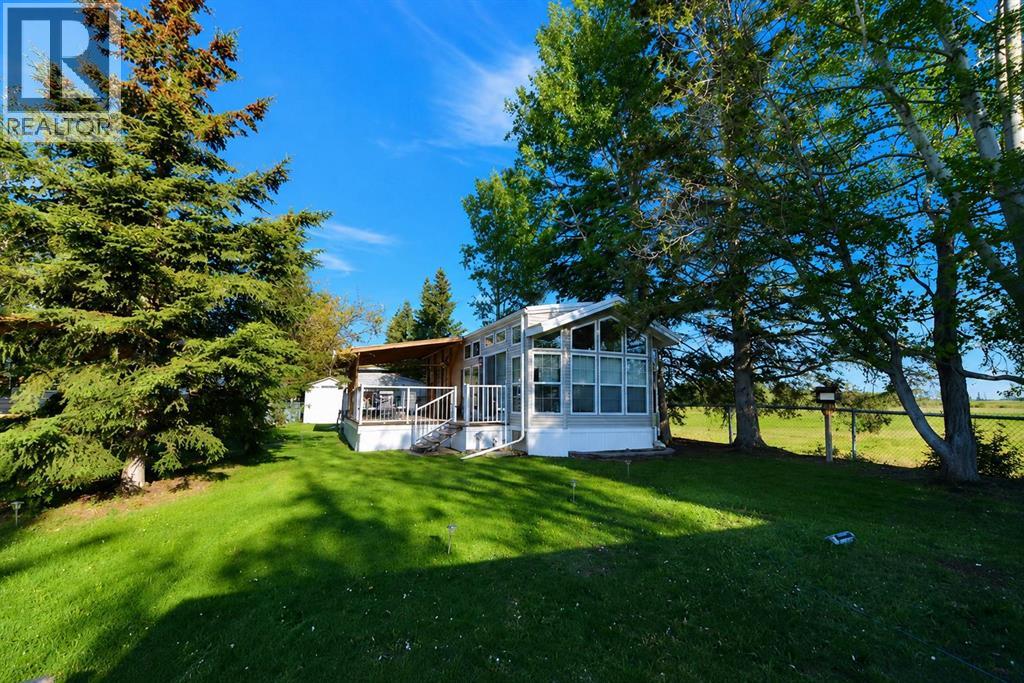 15, 12040 Township Road 422 - 2