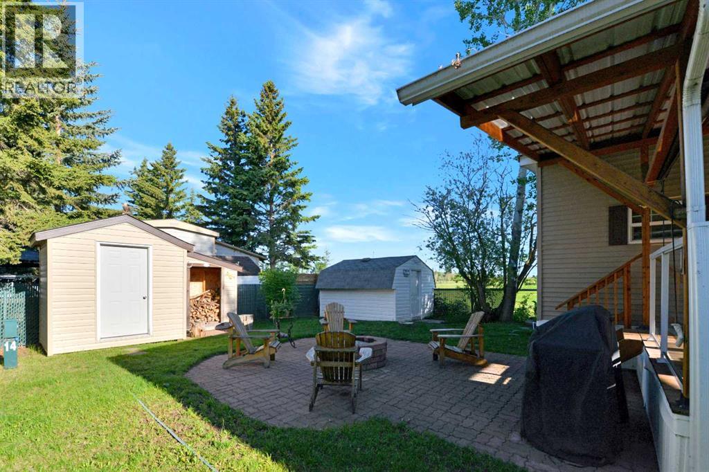 15, 12040 Township Road 422 - 25