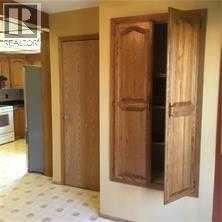 10024 103 Ave - 9