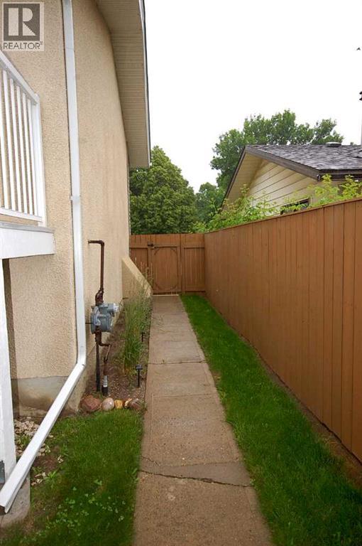 64 Rossmere Avenue SE — photo 27