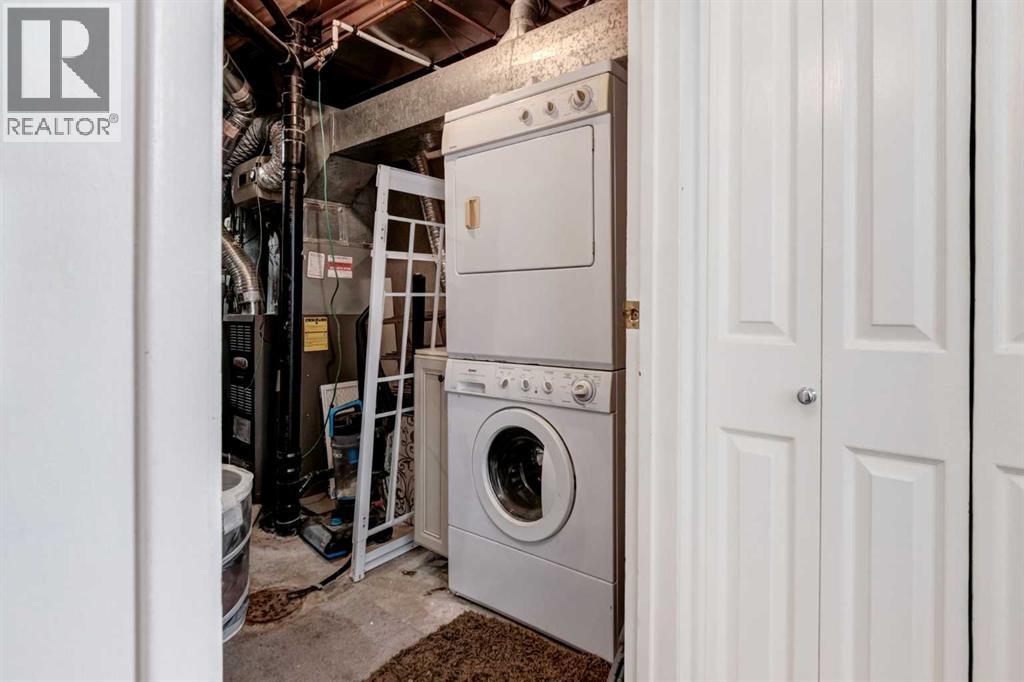 #4 333 Braxton Place SW - 24