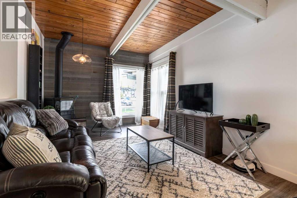 #4 333 Braxton Place SW - 7