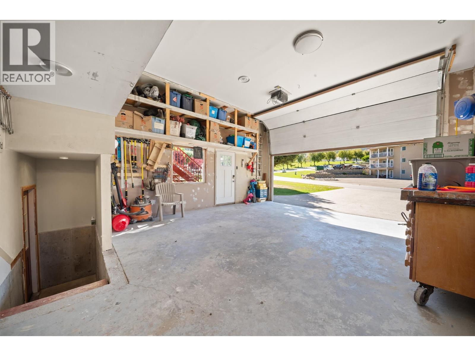 5045 Riverview Road - 31