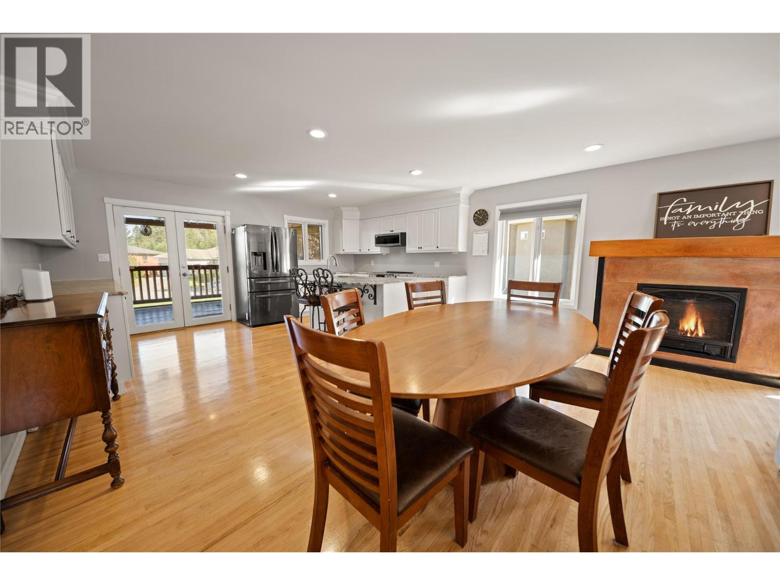 5045 Riverview Road - 6