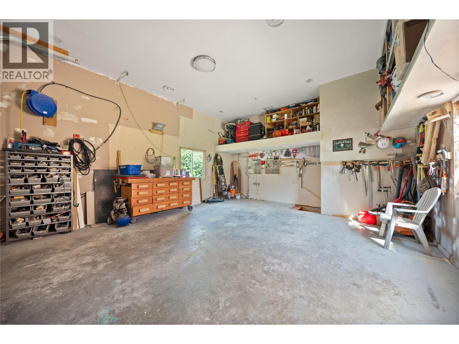 5045 Riverview Road - 33