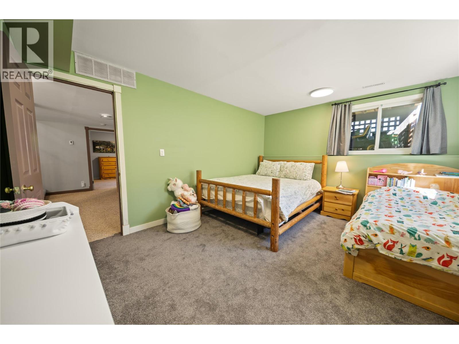 5045 Riverview Road - 27
