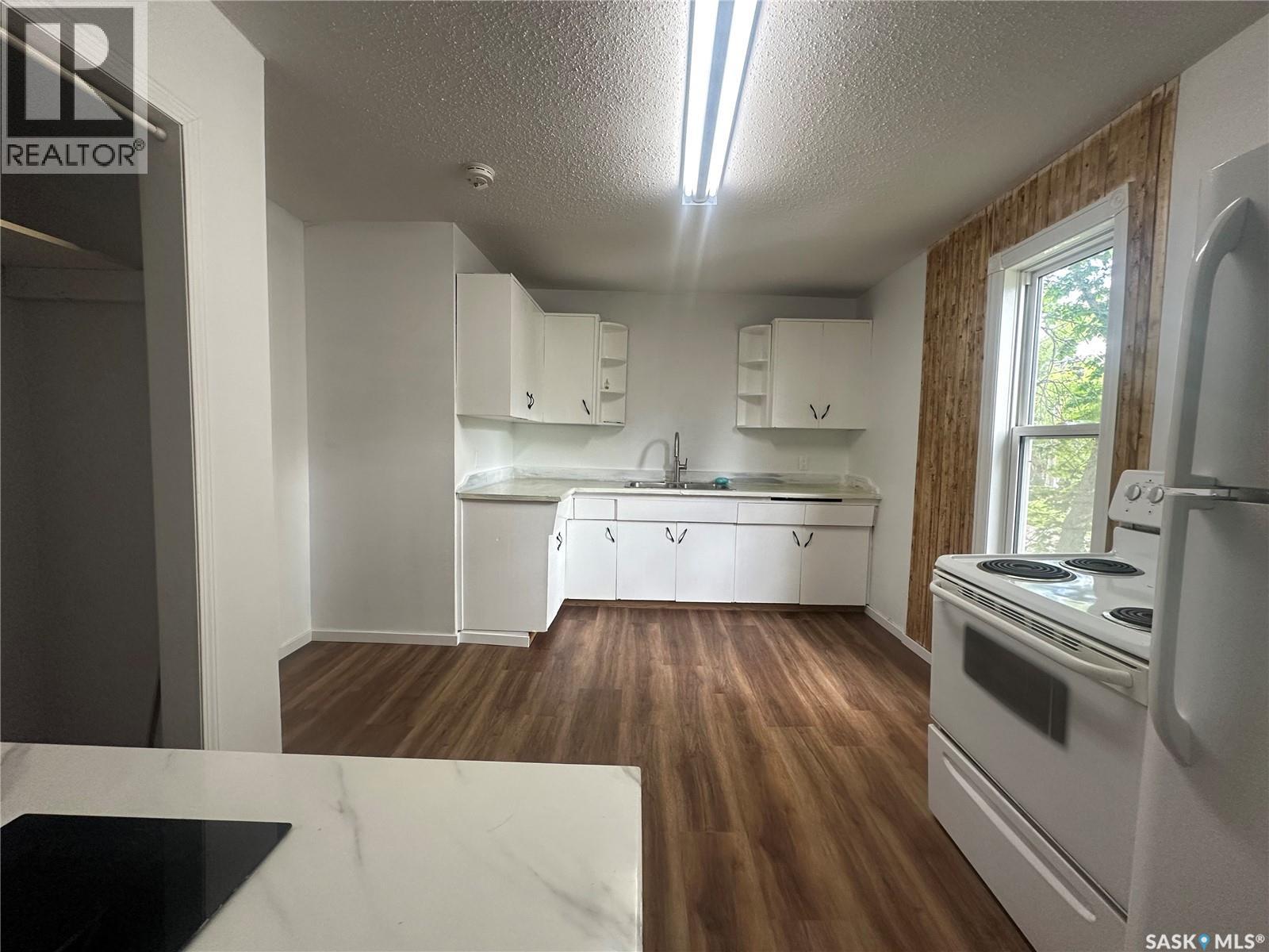 79 Agricultural AVENUE - 6