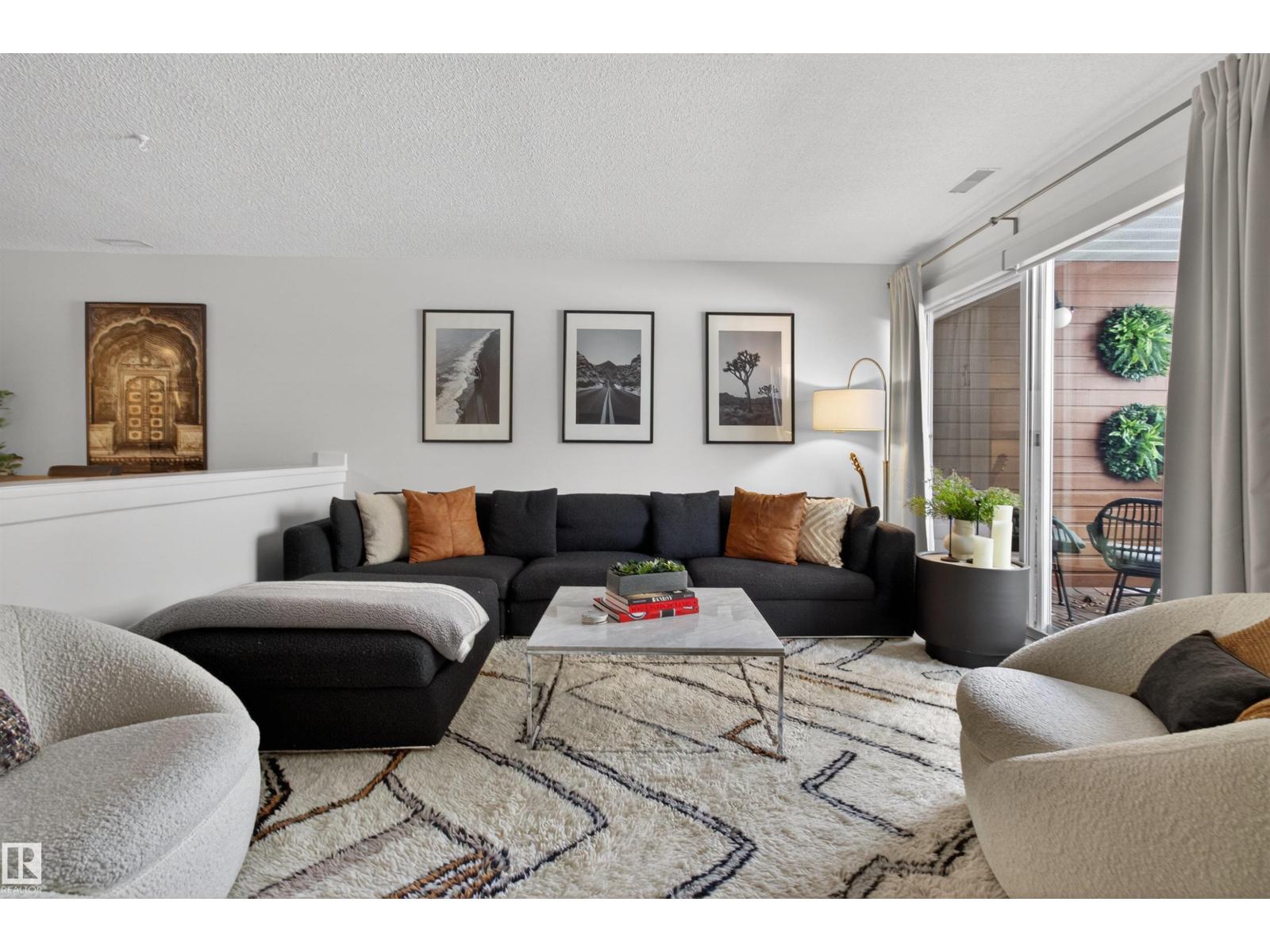 #305 10026 112 ST NW - 10