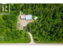 1636 23 Hwy Highway S, Revelstoke, BC V0E2S0 Photo 9