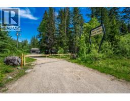 1636 23 Hwy Highway S, Revelstoke, BC V0E2S0 Photo 11