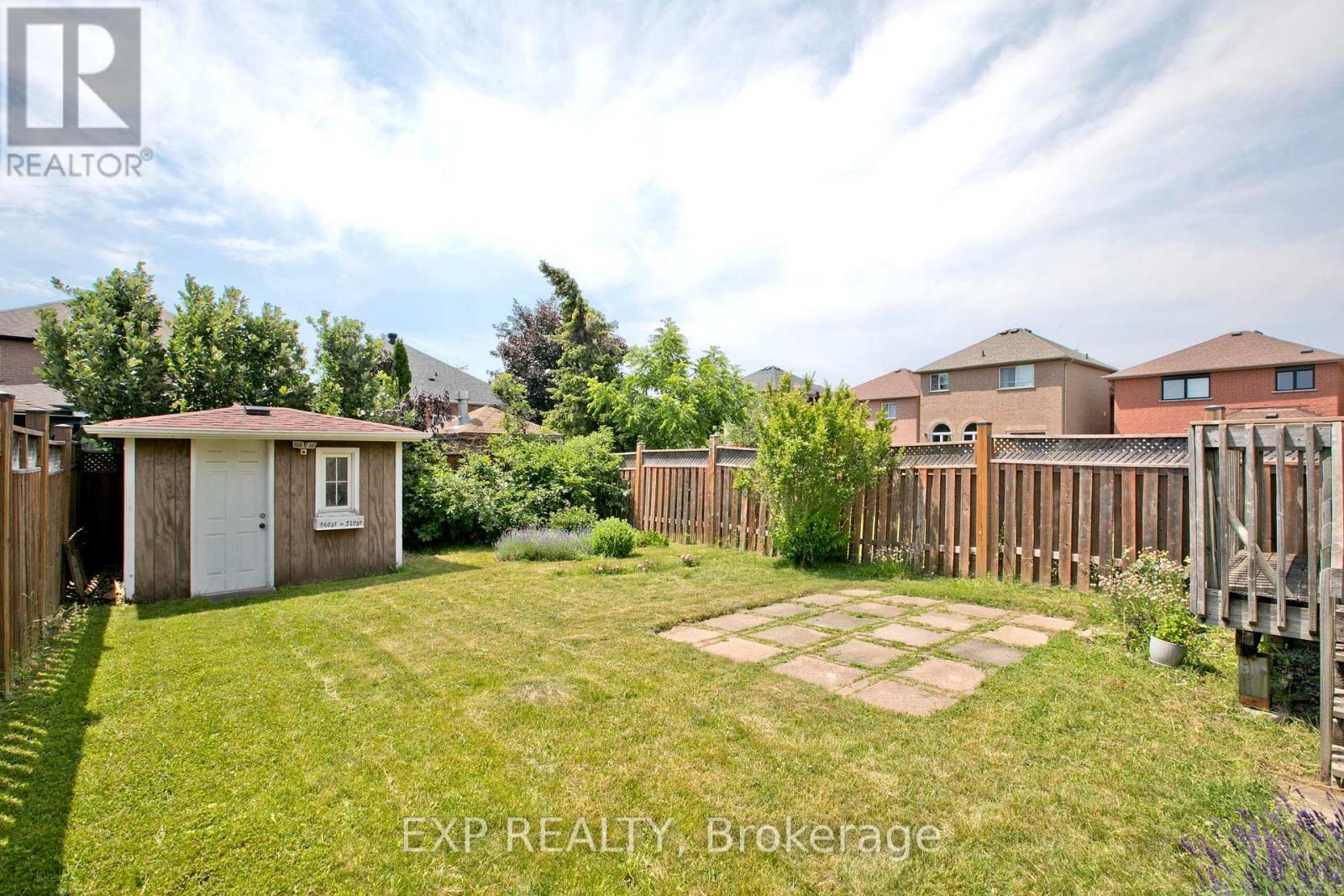 55 SANDWAY CRESCENT - 32