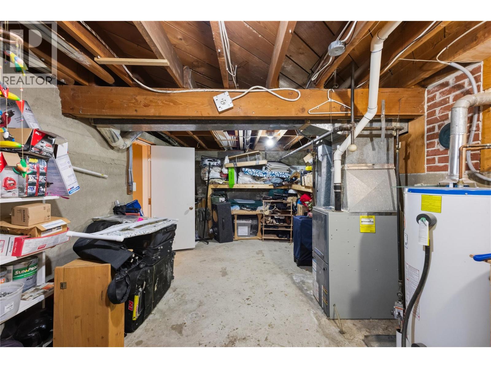 549 Edmonton Avenue - 21