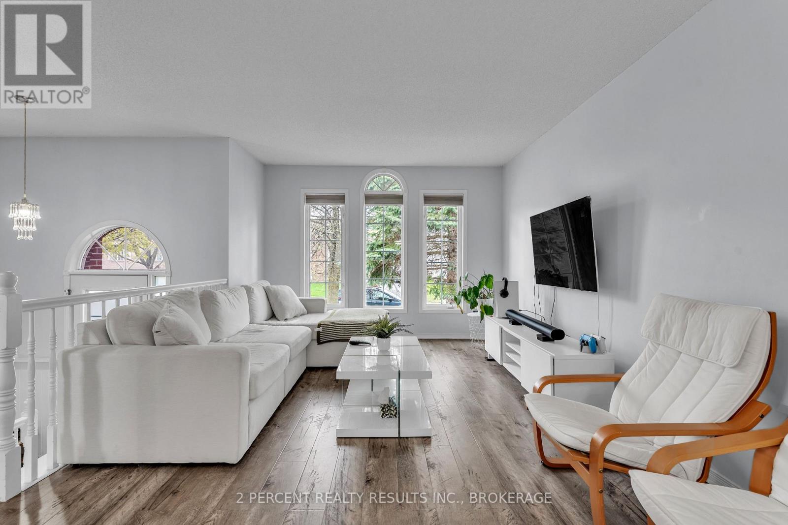 1294 BRACKENWOOD CRESCENT - 8