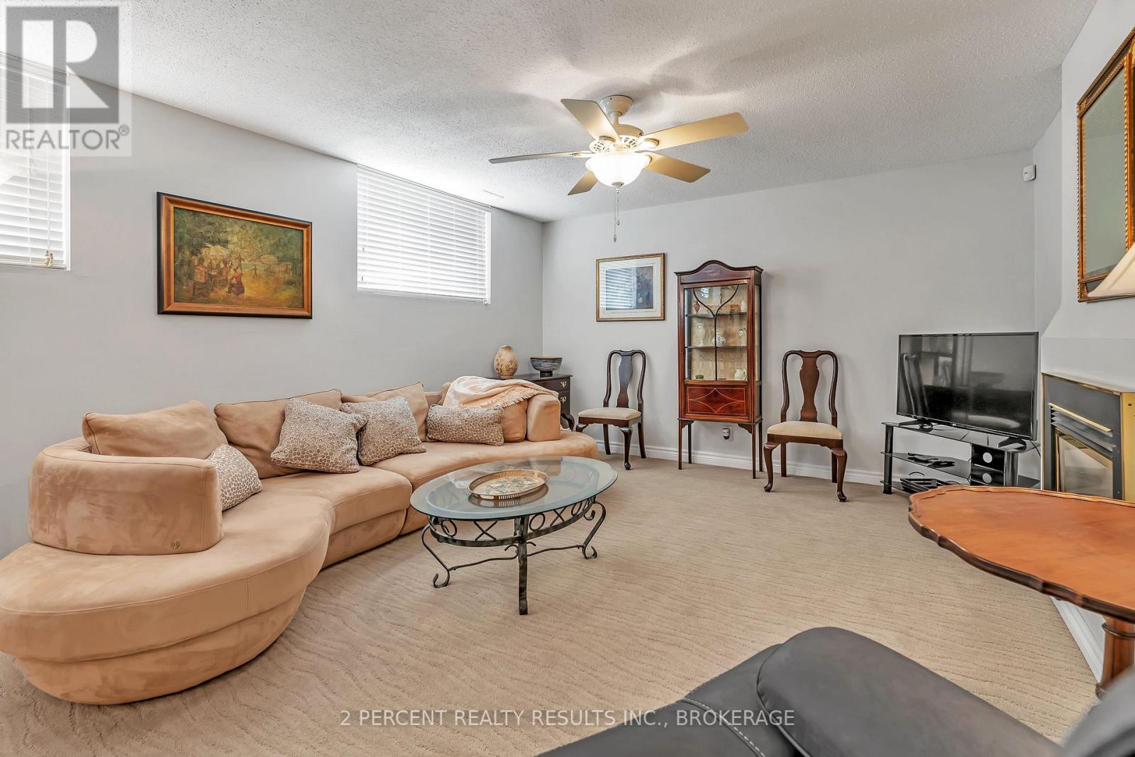 935 BRODIE AVENUE - 31