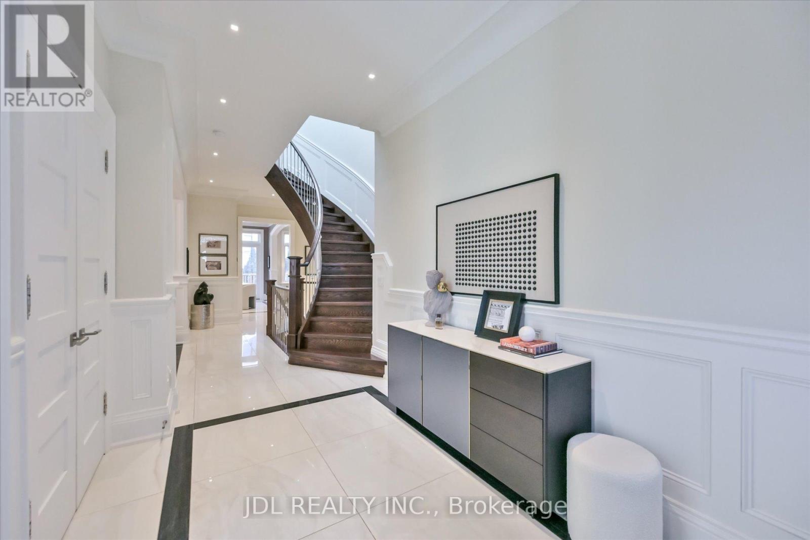 38A DOVERWOOD COURT - 4