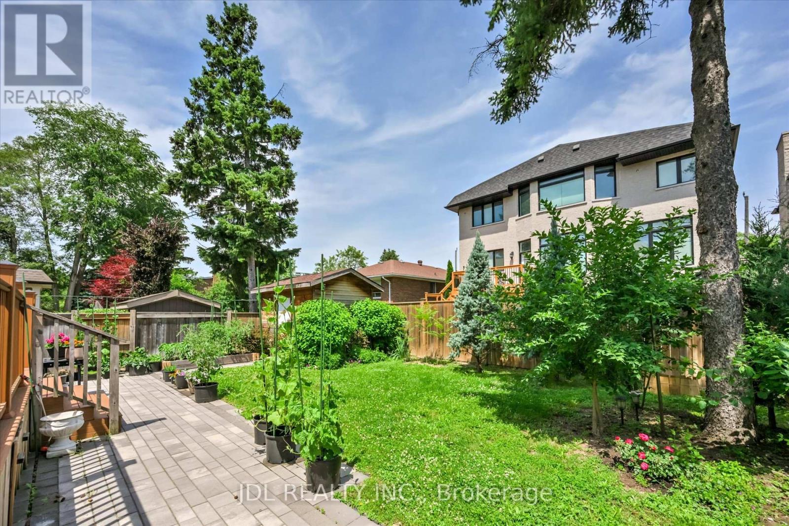 38A DOVERWOOD COURT - 48