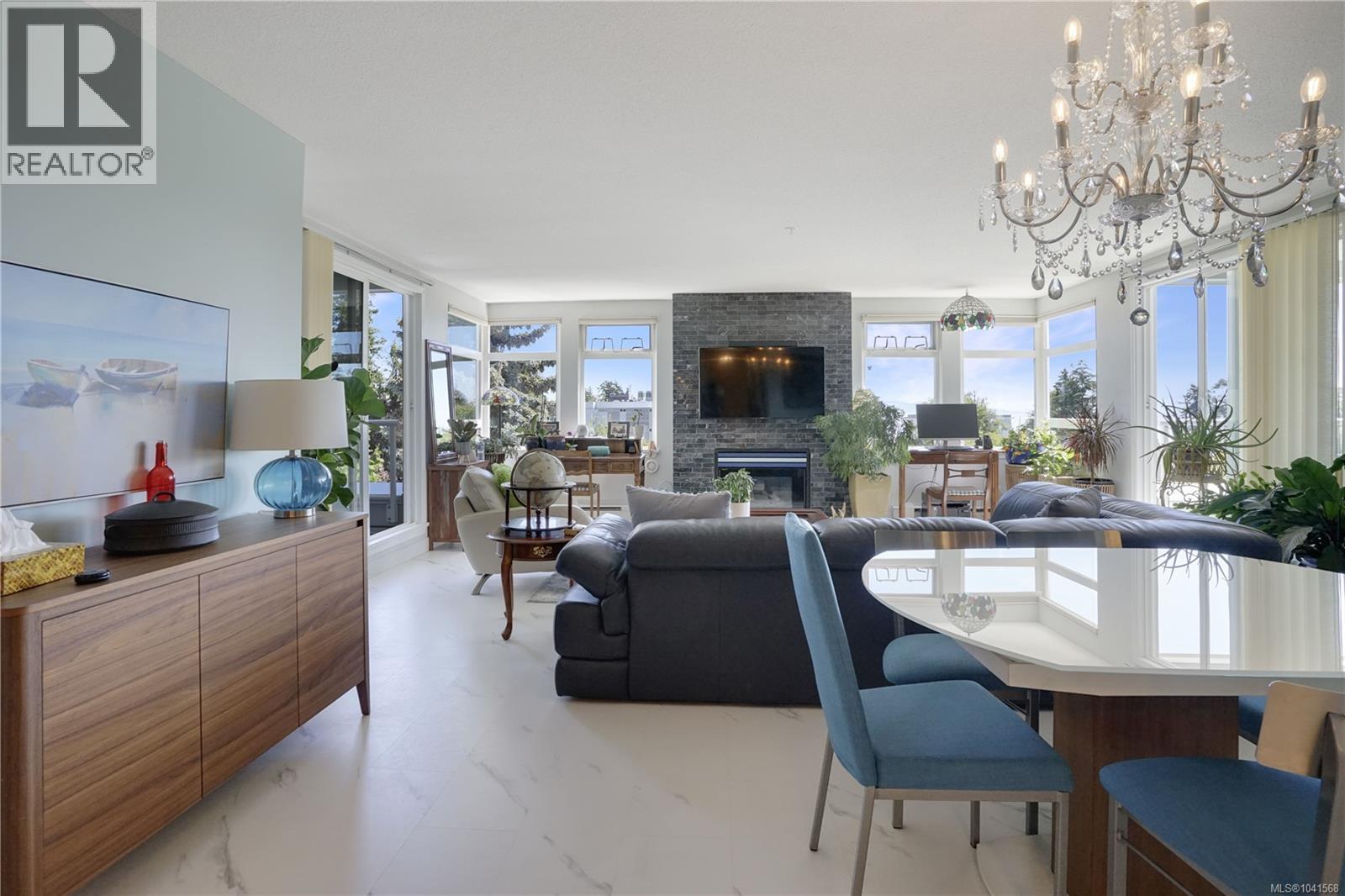 #408 5110 Cordova Bay Rd - 2