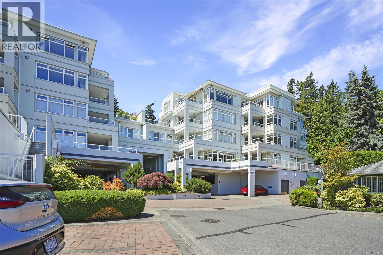 #408 5110 Cordova Bay Rd - 27