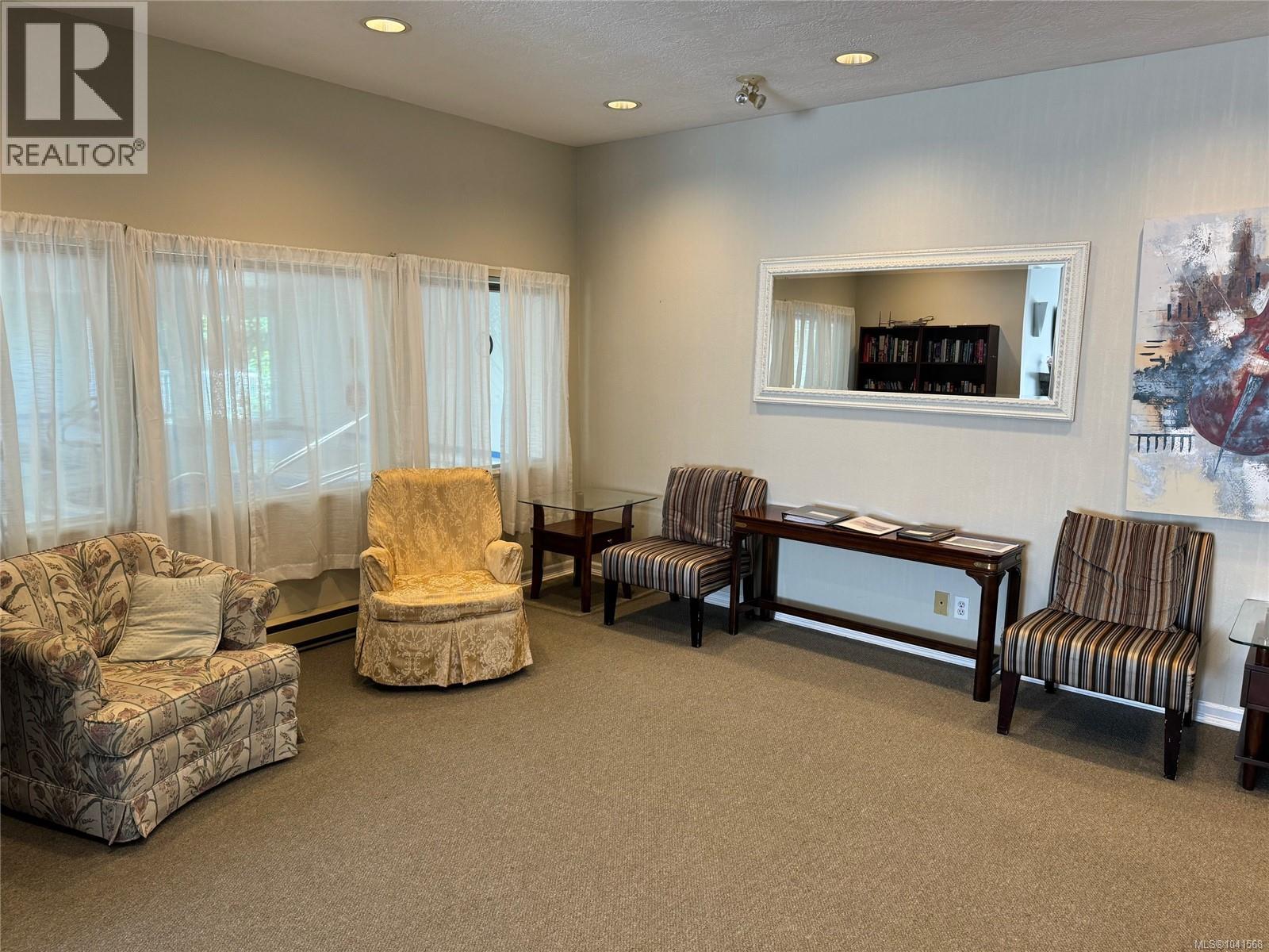 #408 5110 Cordova Bay Rd - 34
