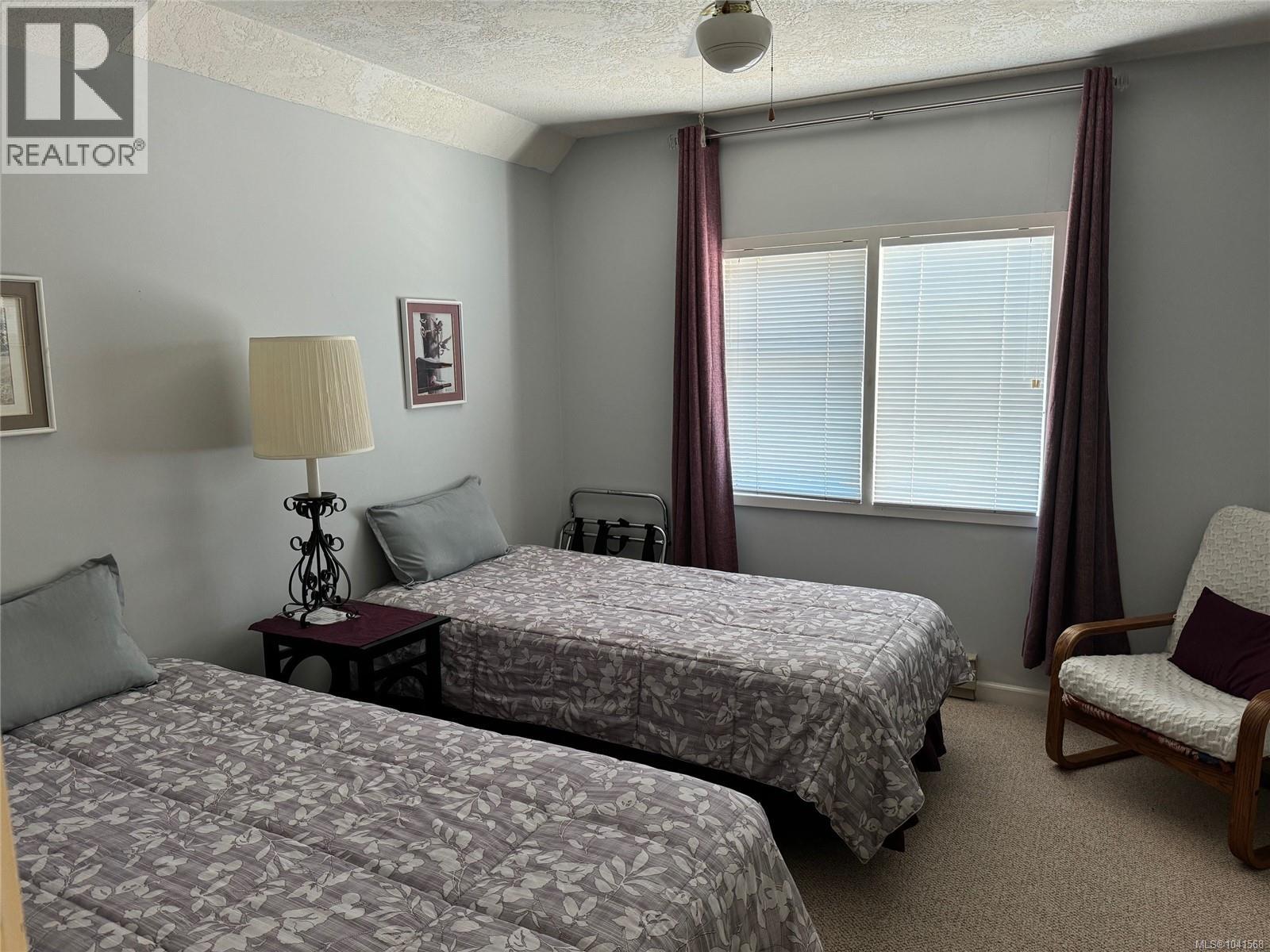 #408 5110 Cordova Bay Rd - 37
