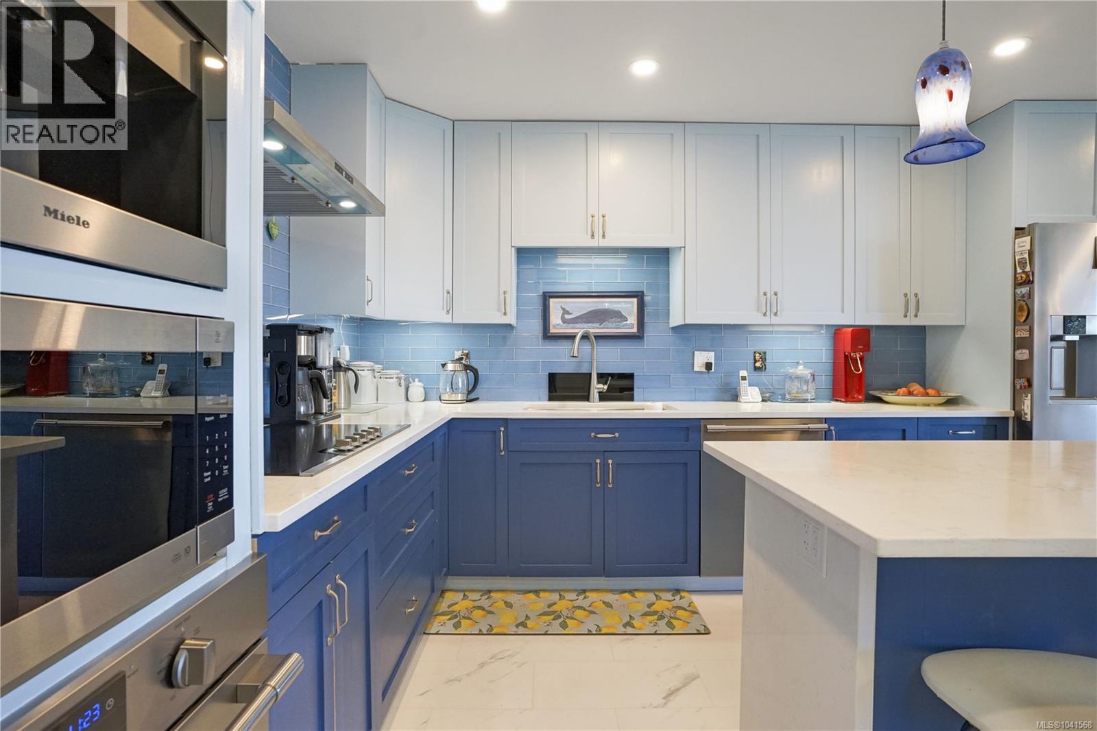 #408 5110 Cordova Bay Rd - 6