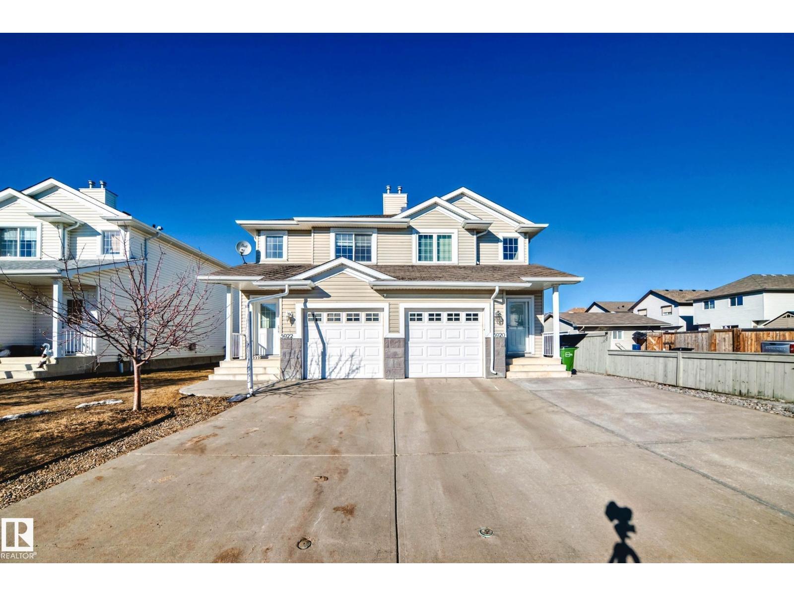 5922 164 AV NW - 1