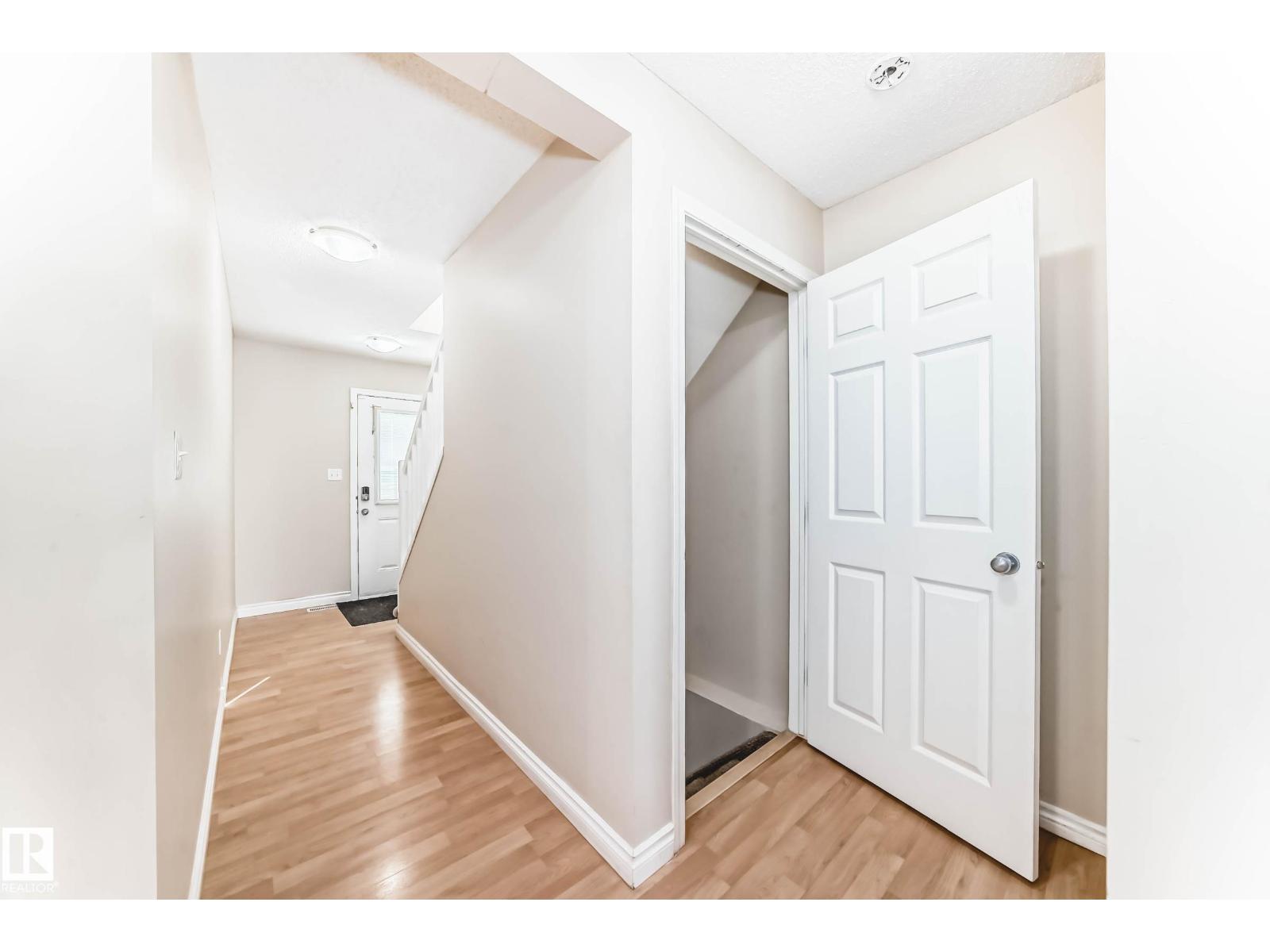 5922 164 AV NW - 13
