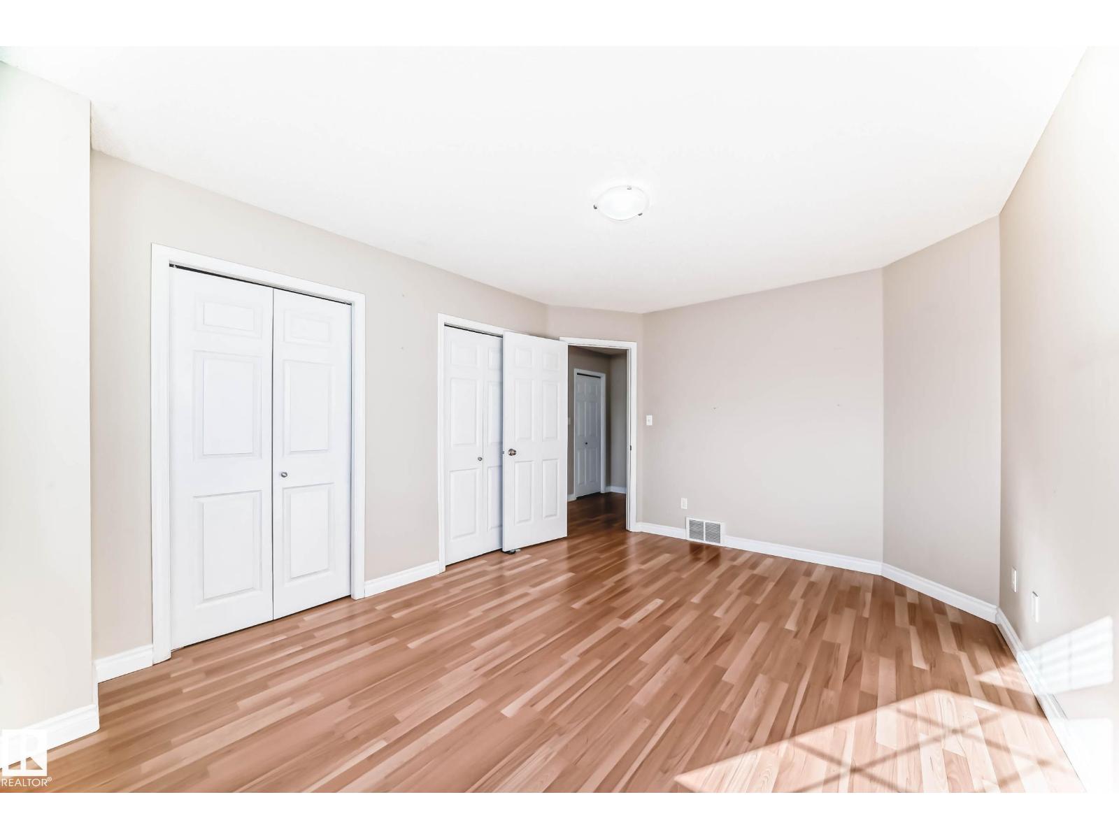5922 164 AV NW - 19