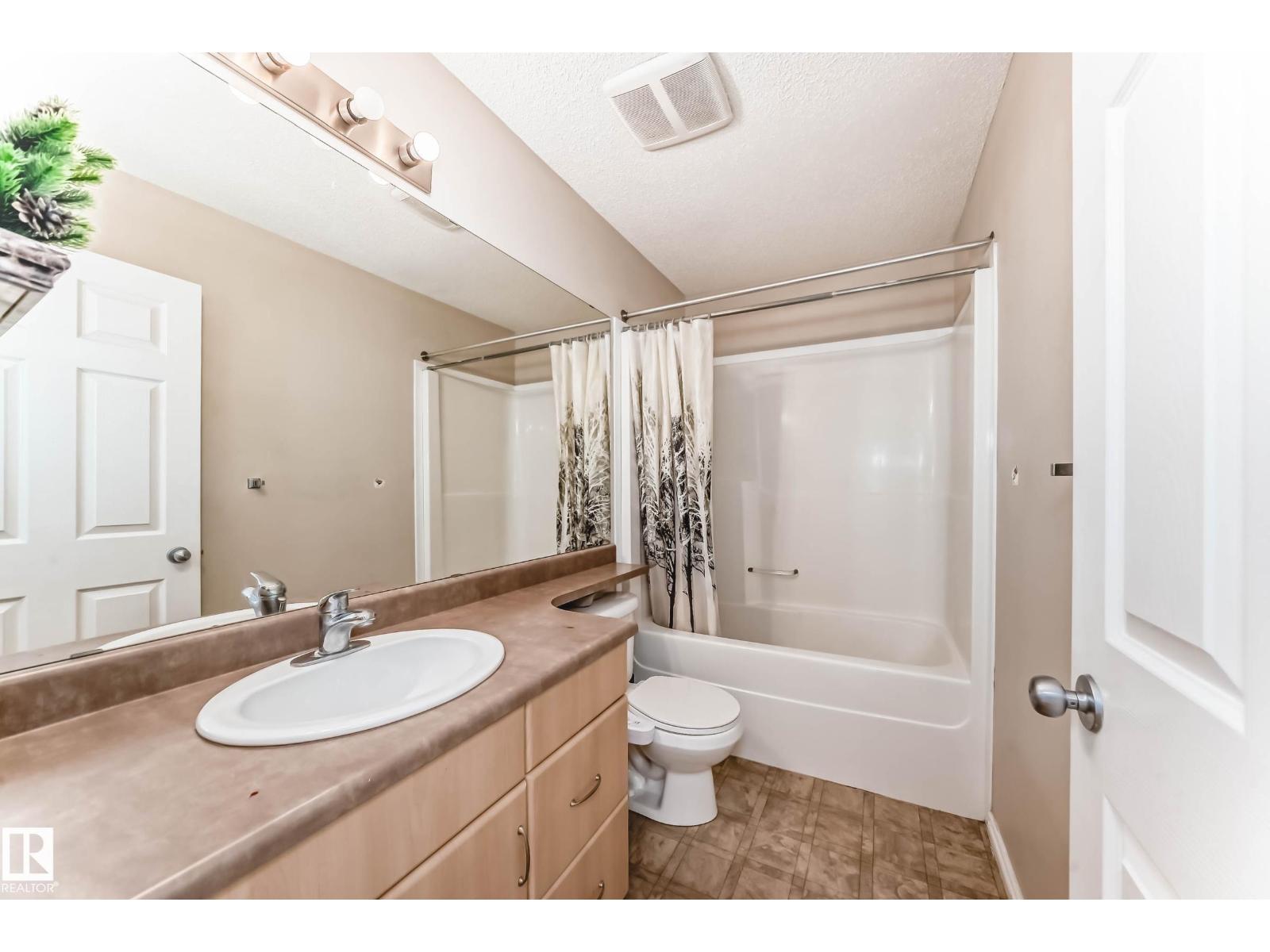 5922 164 AV NW - 25
