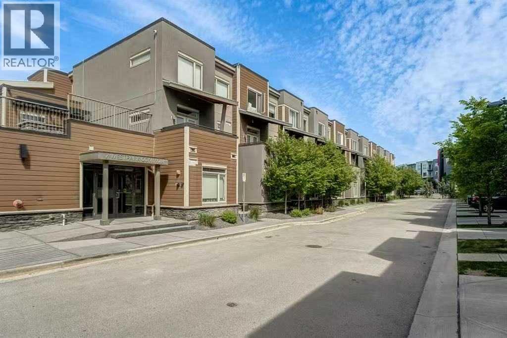 #216 10 Westpark Link SW - 1