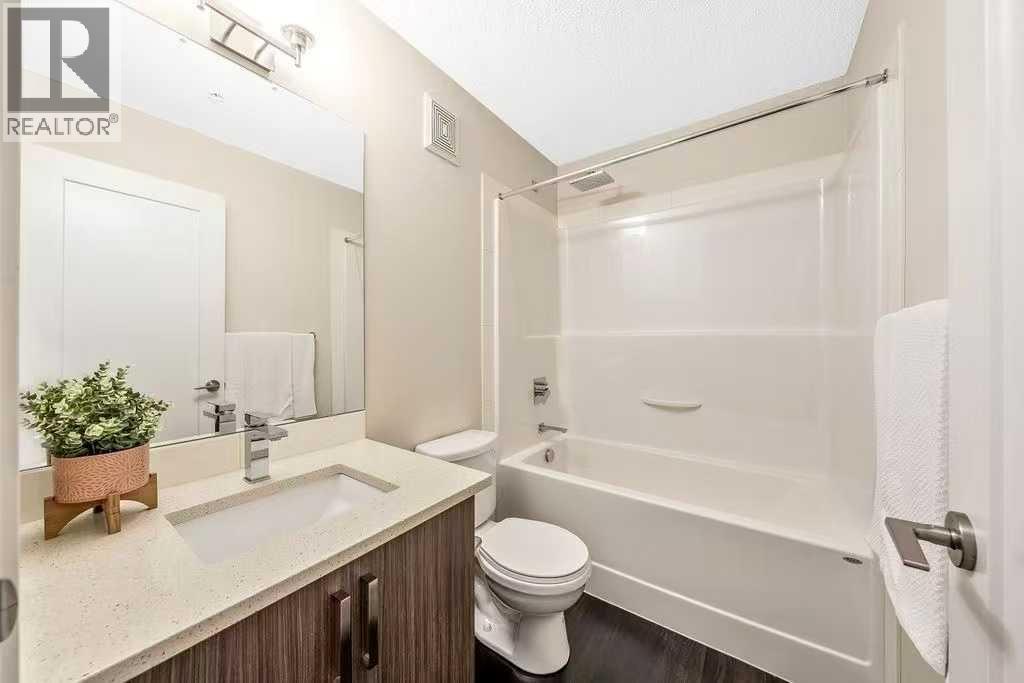 #216 10 Westpark Link SW - 15