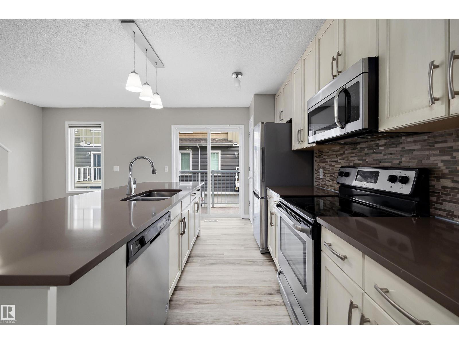 #98 4050 SAVARYN DR SW SW — photo 10
