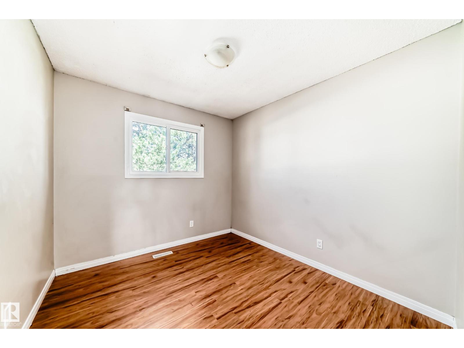 3723 63 ST NW - 21