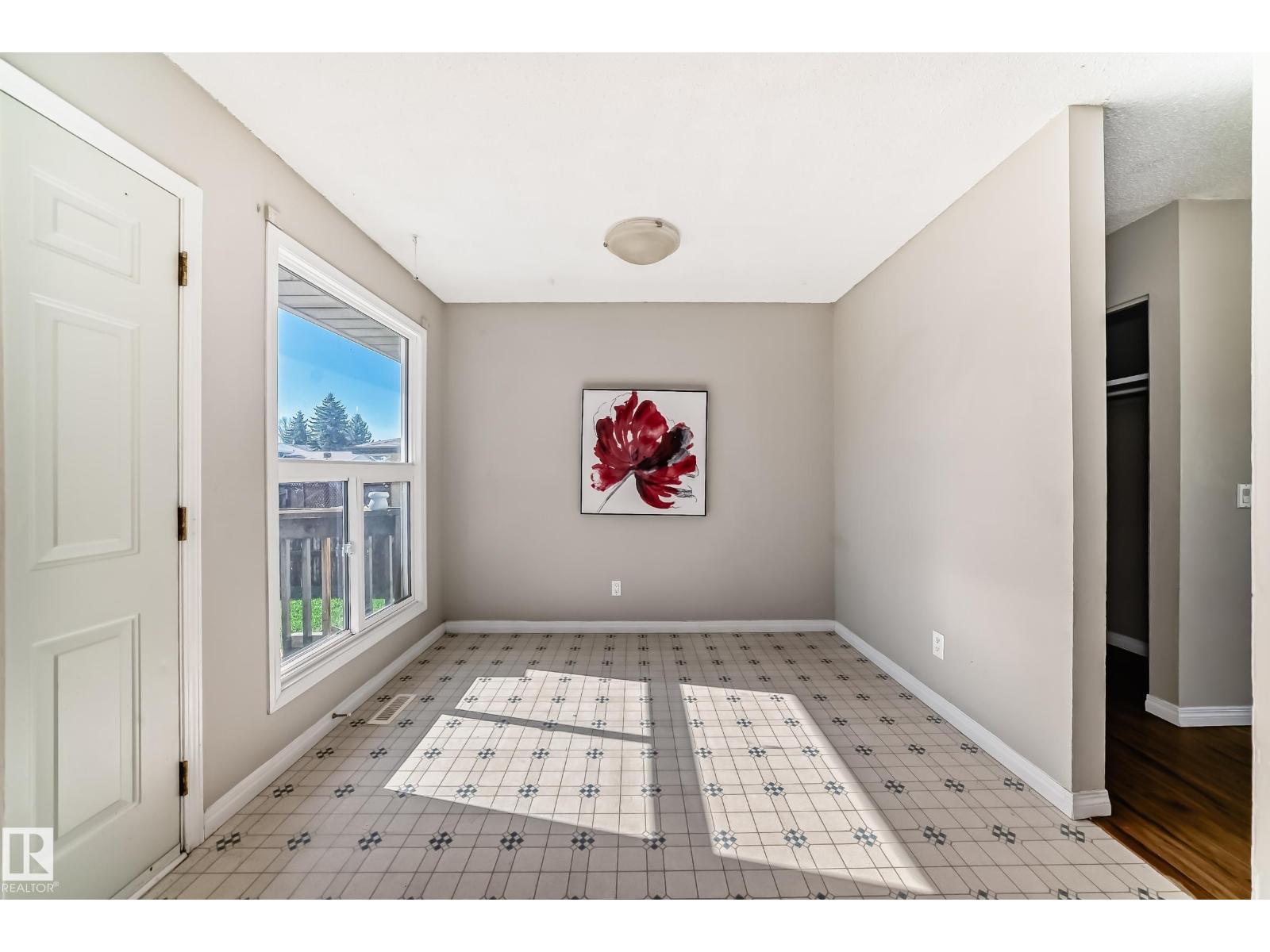 3723 63 ST NW - 18