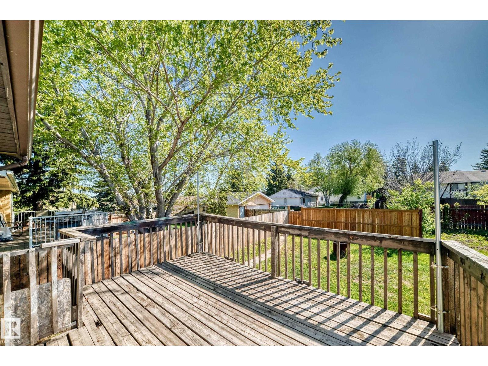 3723 63 ST NW - 19