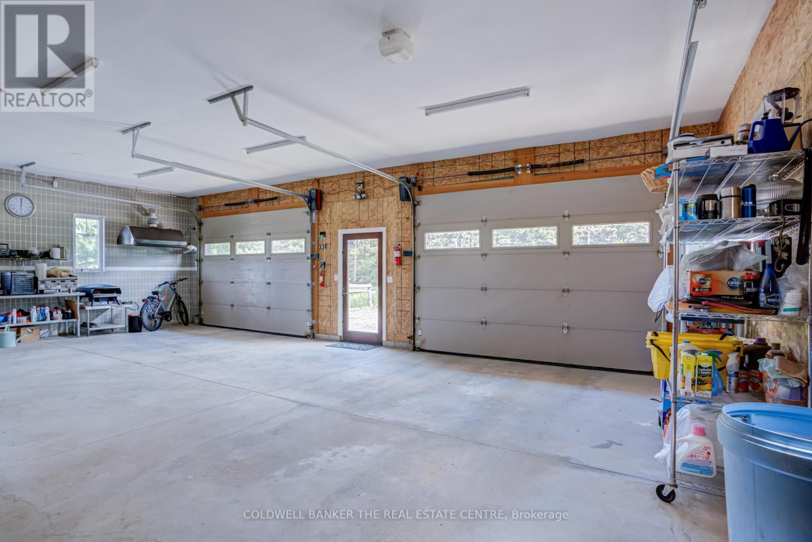 676600 CENTRE ROAD - 39