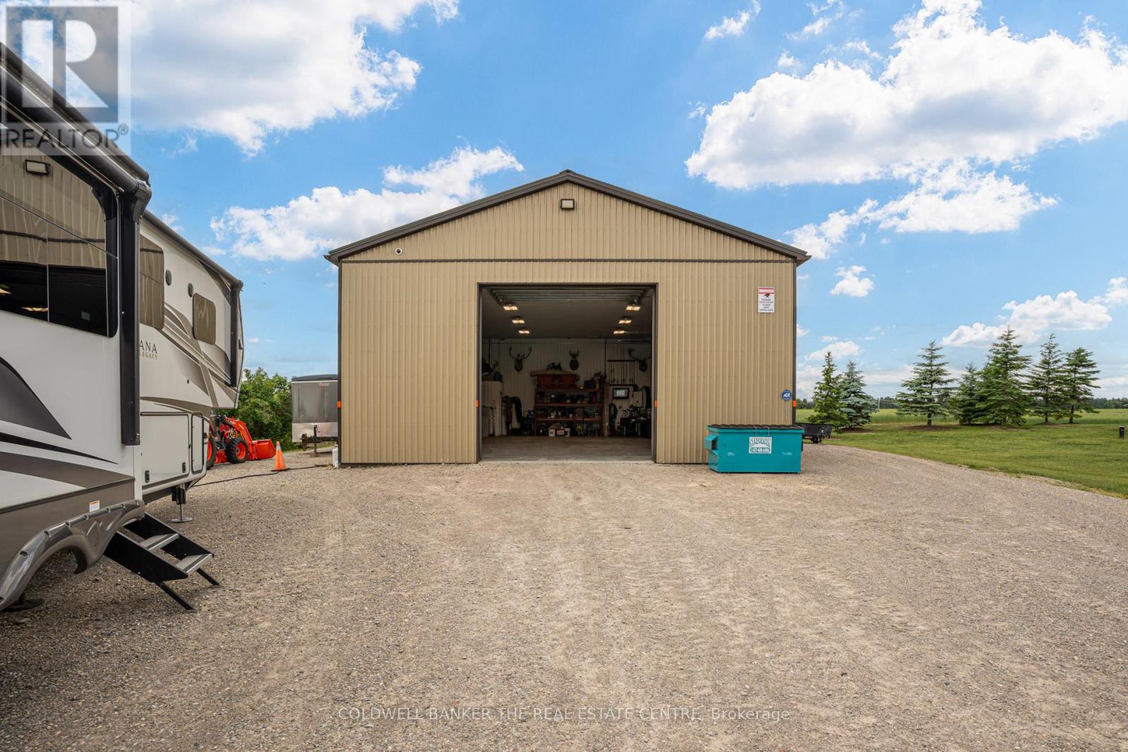 676600 CENTRE ROAD - 46