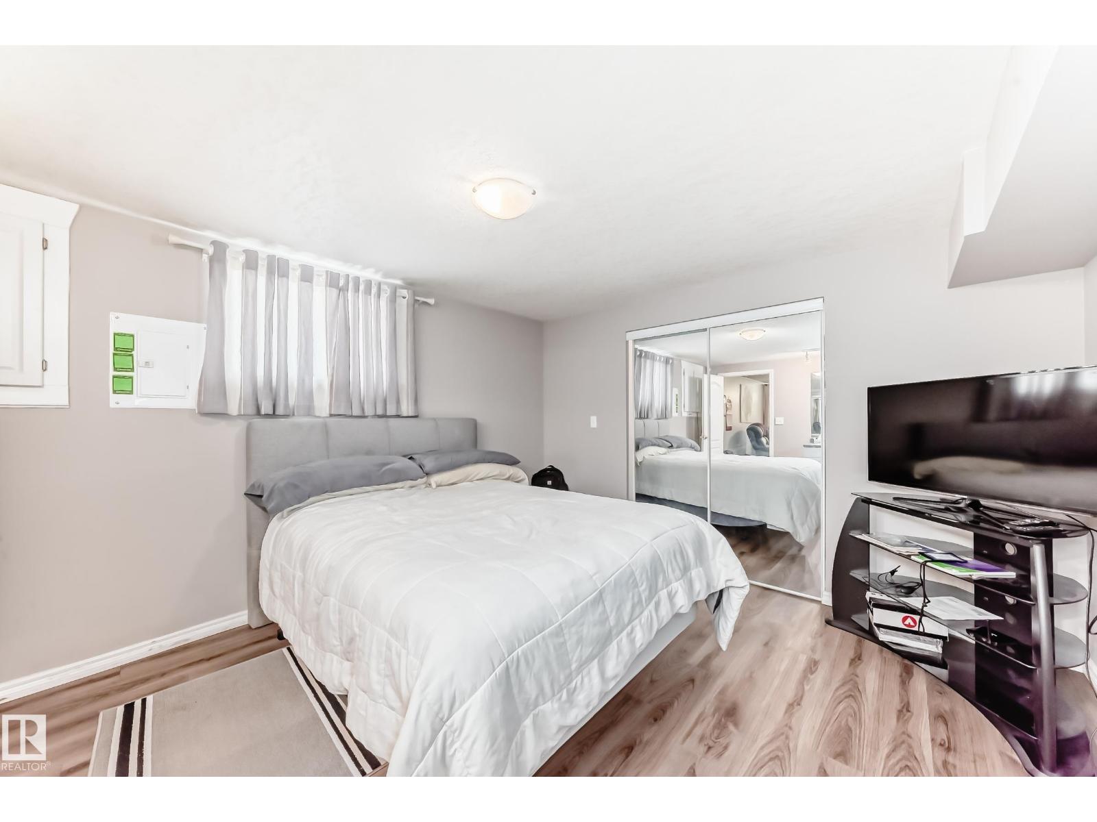 13911 23 ST NW - 50