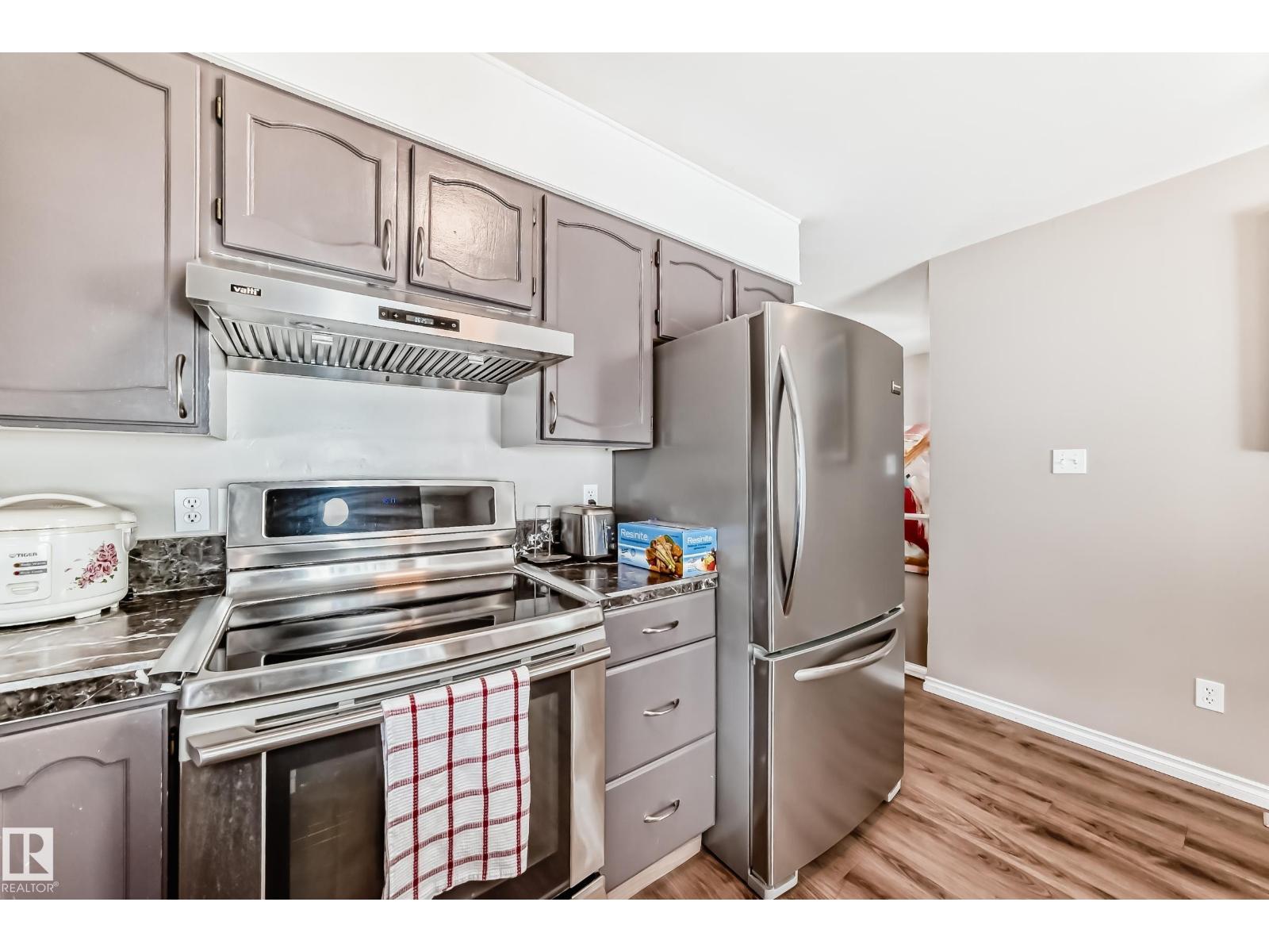 13911 23 ST NW - 13